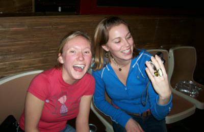 September TEFL students – Morgan and Melissa share a laugh together.